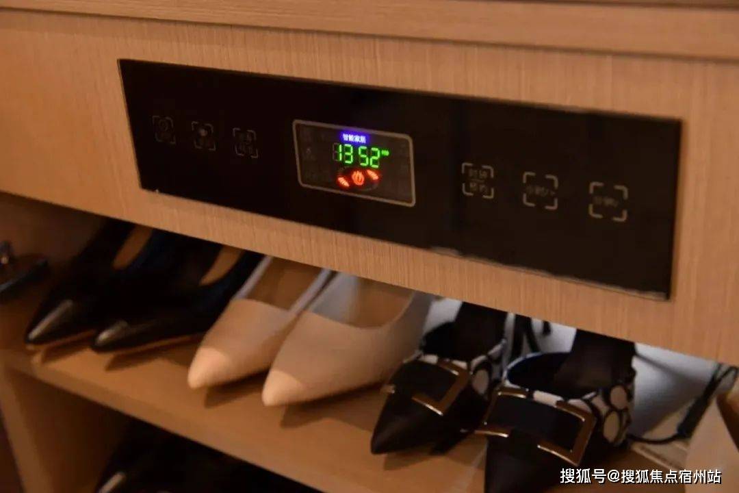 电线楼盘百科→楼盘网站→测评→中心电线小时热线电话详情瓦力游戏保利光合上城售楼处电话→保利光合上城售楼中心(图6)