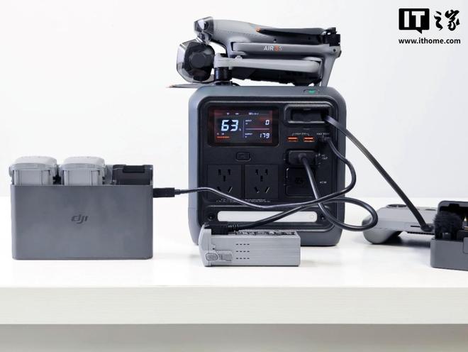 Mini户外电源上手:小巧一度电夯级体验瓦力娱乐棋牌大疆Power 1000(图3) Mini户外电源上手:小巧一度电夯级体验瓦力娱乐棋牌大疆Power 1000(图3)